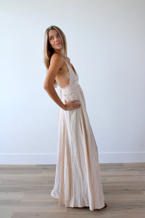 Cata Boho V-neck Strap Maxi Dress ROOFTOP CELERY Cata Boho V-neck Strap Maxi Dress ROOFTOP CELERY